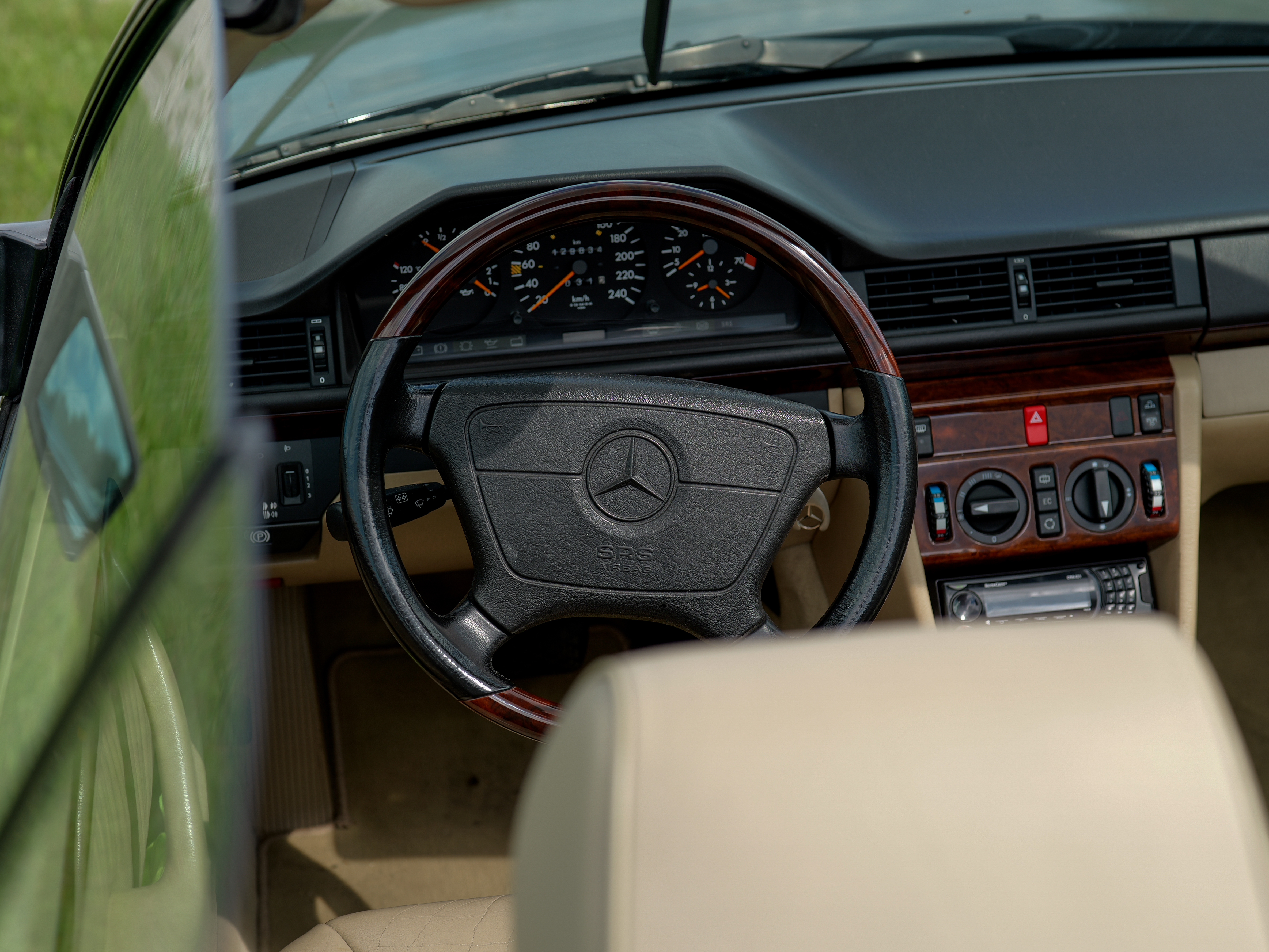 Mercedes W124 von hinten